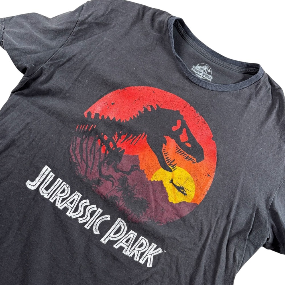 VTG Jurassic Park World Graphic Tee Mens Faded‎ Black Cotton T-Rex Sunset